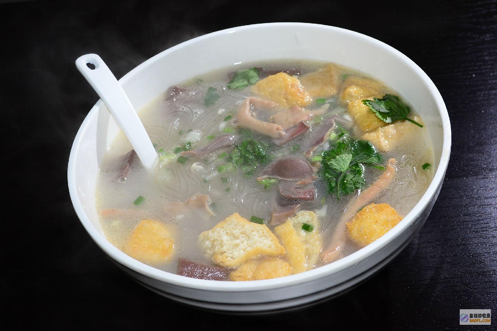 粉丝汤：素食者的天堂，健康低脂，滋补养生 (粉丝素汤的做法)