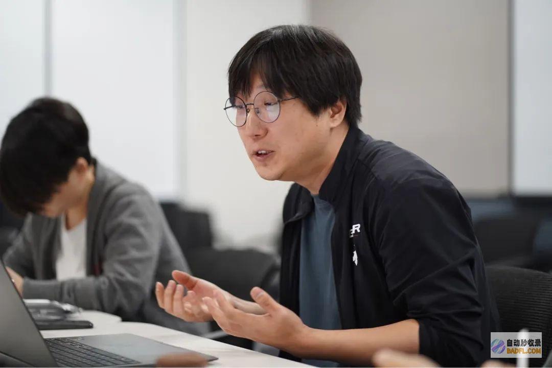 虚拟即真实湛蓝档案角色即人类独家采访作家即组