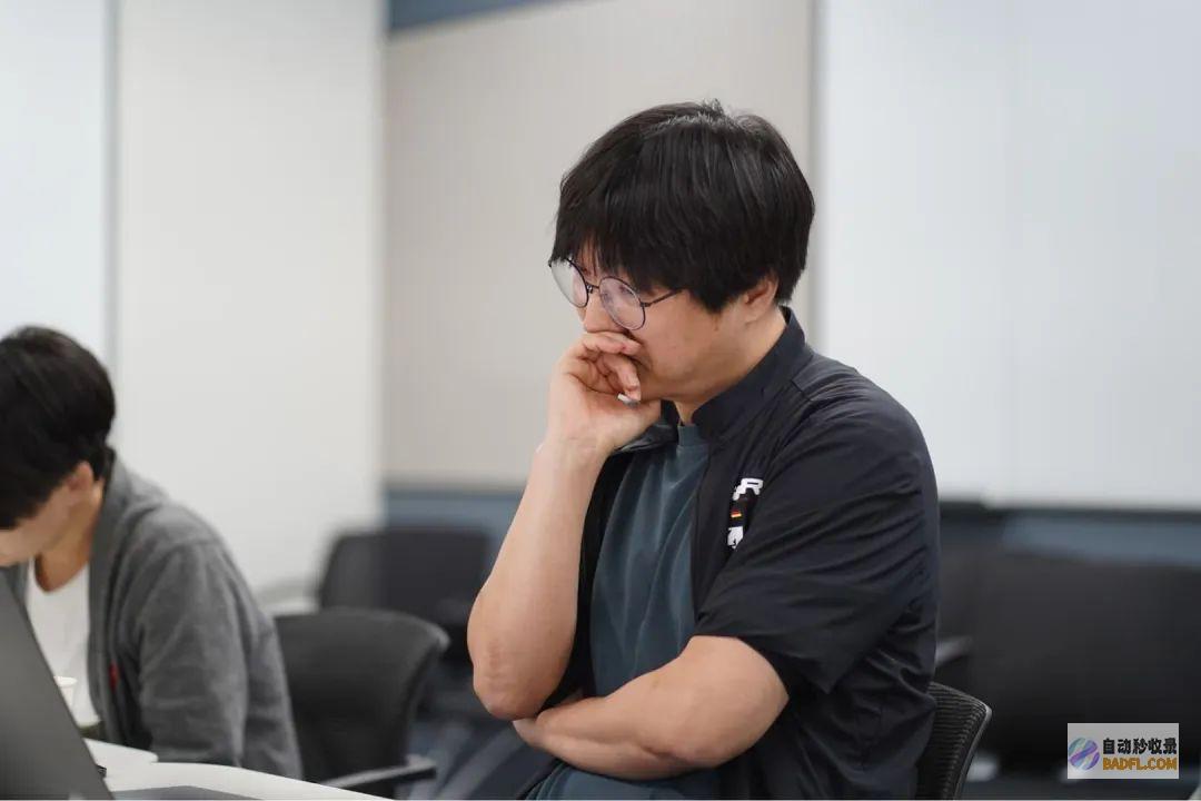 虚拟即真实湛蓝档案角色即人类独家采访作家即组