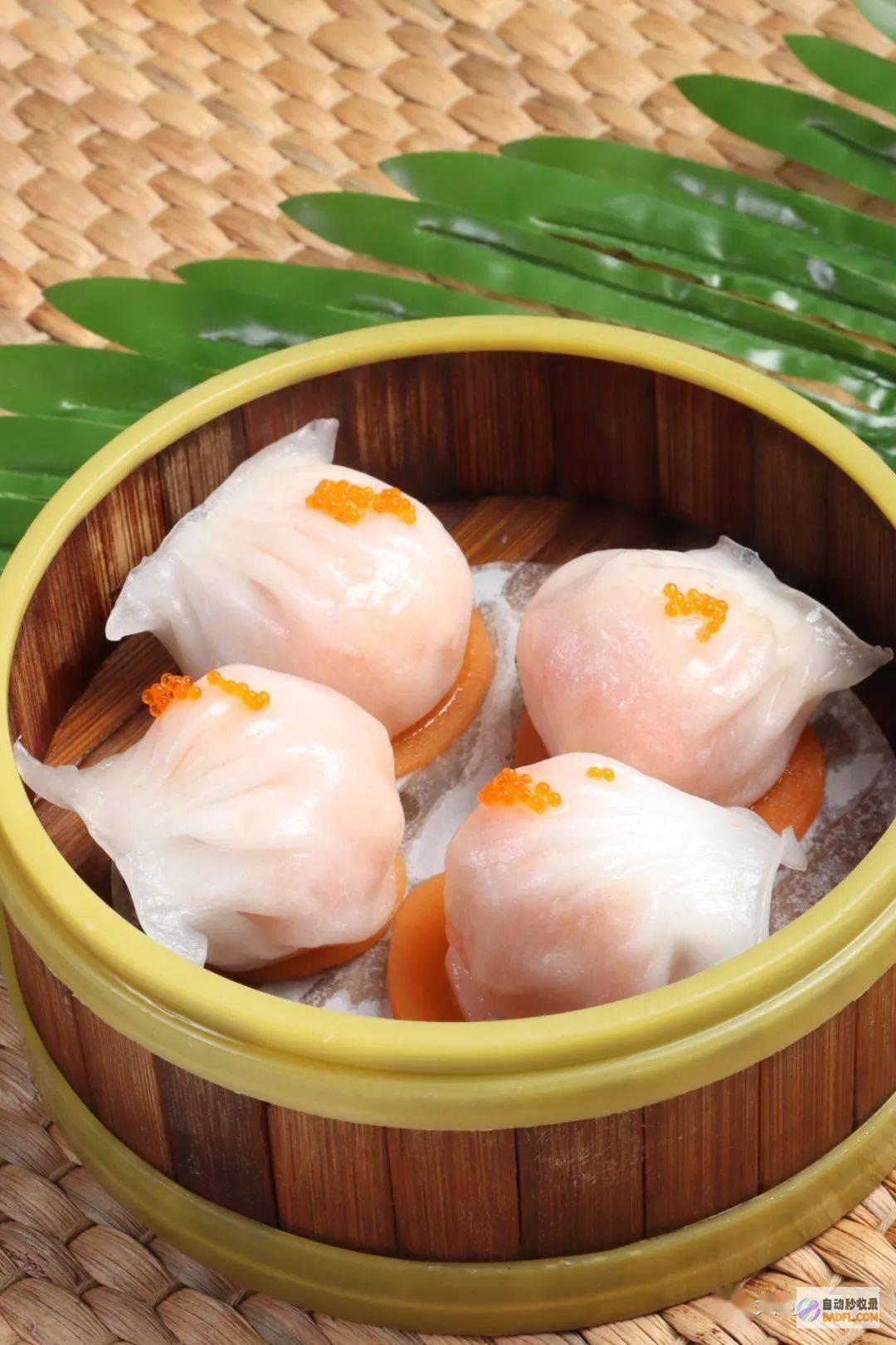 自制虾仁饺：简单易懂的美味之旅 (自制虾仁饺子馅的做法)
