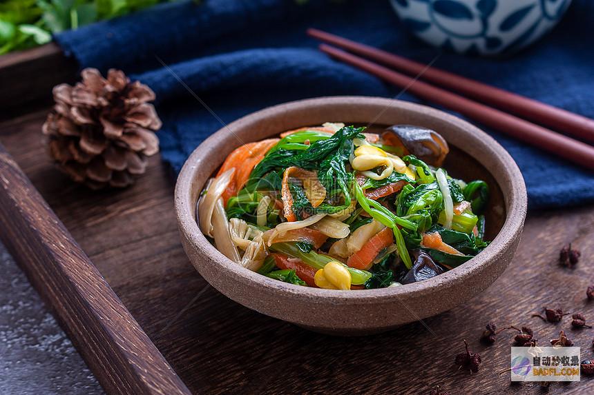 美味家常菜肴：为您带来温暖人心的家庭料理 (美味家常菜肴图片)