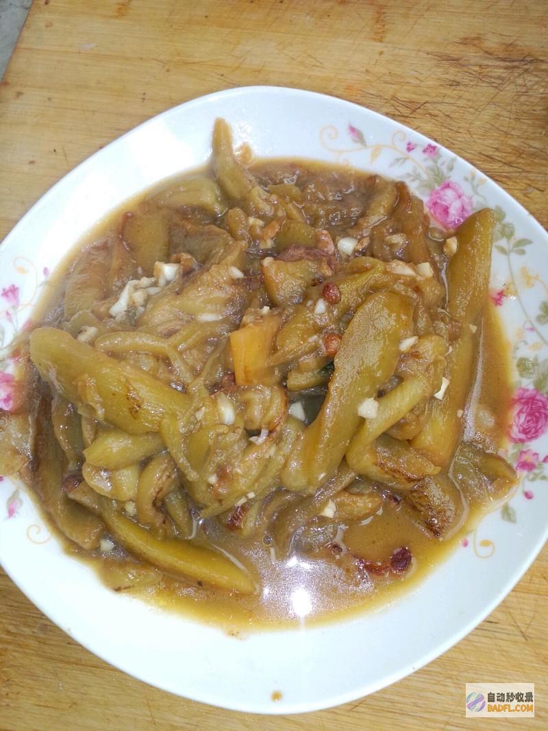 家常茄子：烹制美味茄子菜肴的简单指南 (茄子烹饪做法)