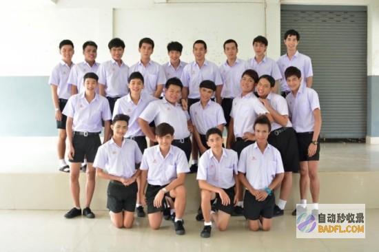 不可无天！男性商场被醉汉骚扰殴打 玩你三个又如何 醉汉 (不可无什么意思)
