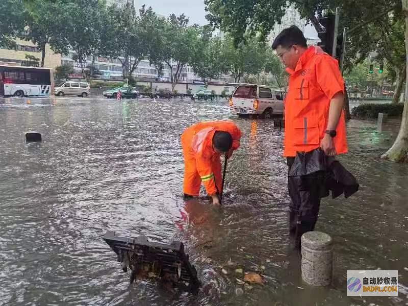 最大降雨量100mm郑州1万余名防汛人员闻雨而动最