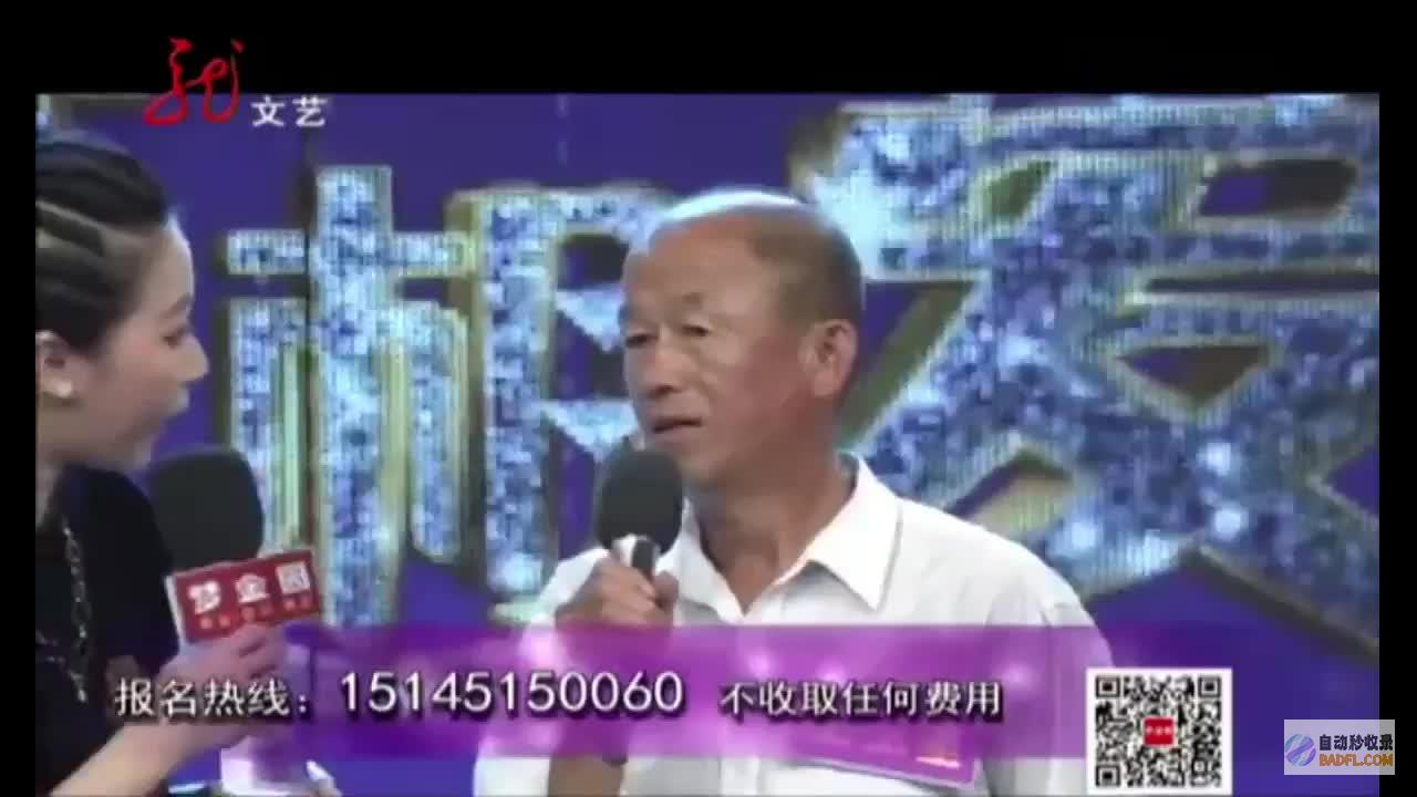 妻子不敢讲话… 丈夫站阳台一言不发 中年夫妻双双失业待在家中 (妻子不敢讲话怎么办)