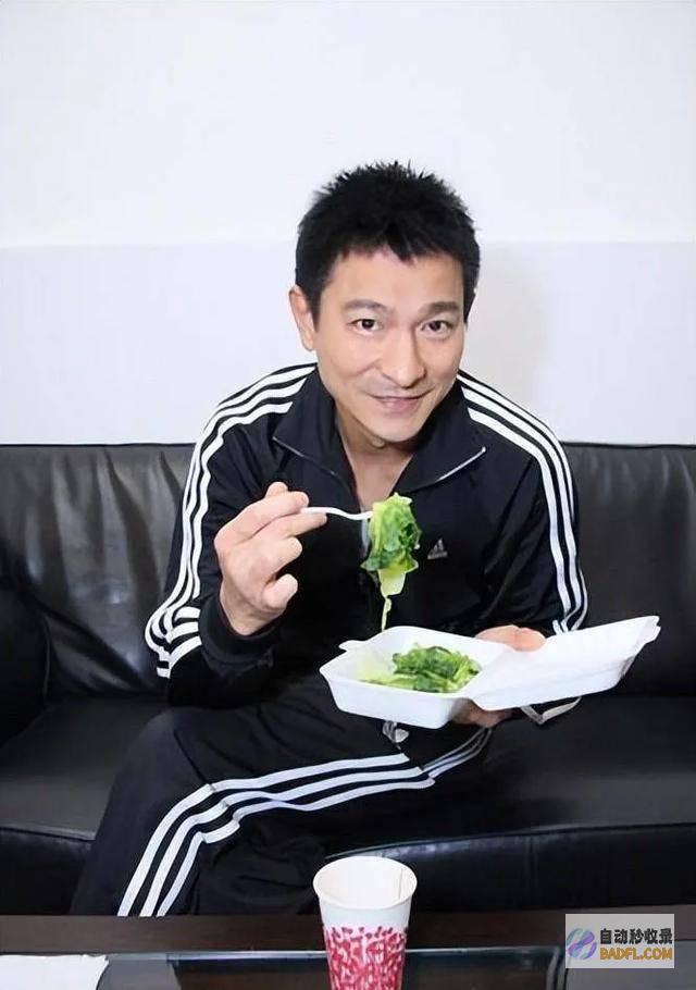 网友62岁晒出一日三餐难怪看起来这么年轻