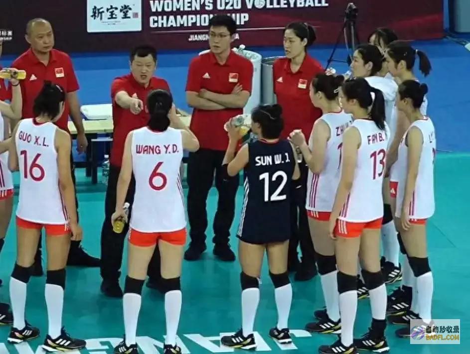 太不容易！中国女排25 (太不容易了的意思)