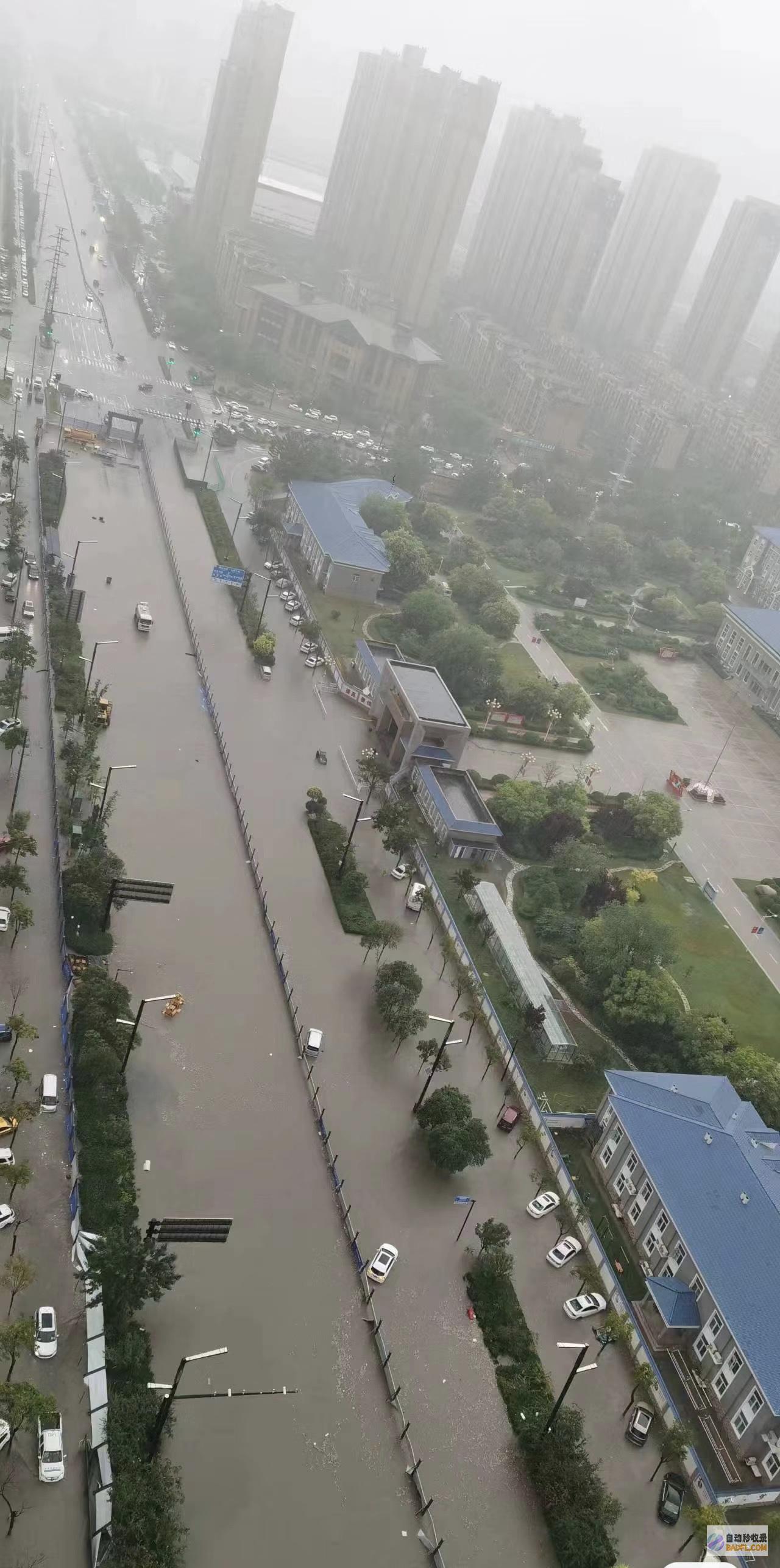 开封秒变小全国第一河南开封突发暴雨年